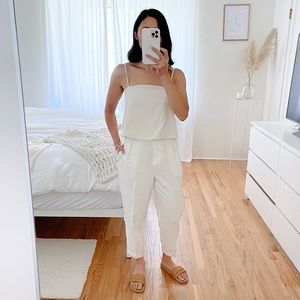 Topshop white women’s dress pants. Size 4